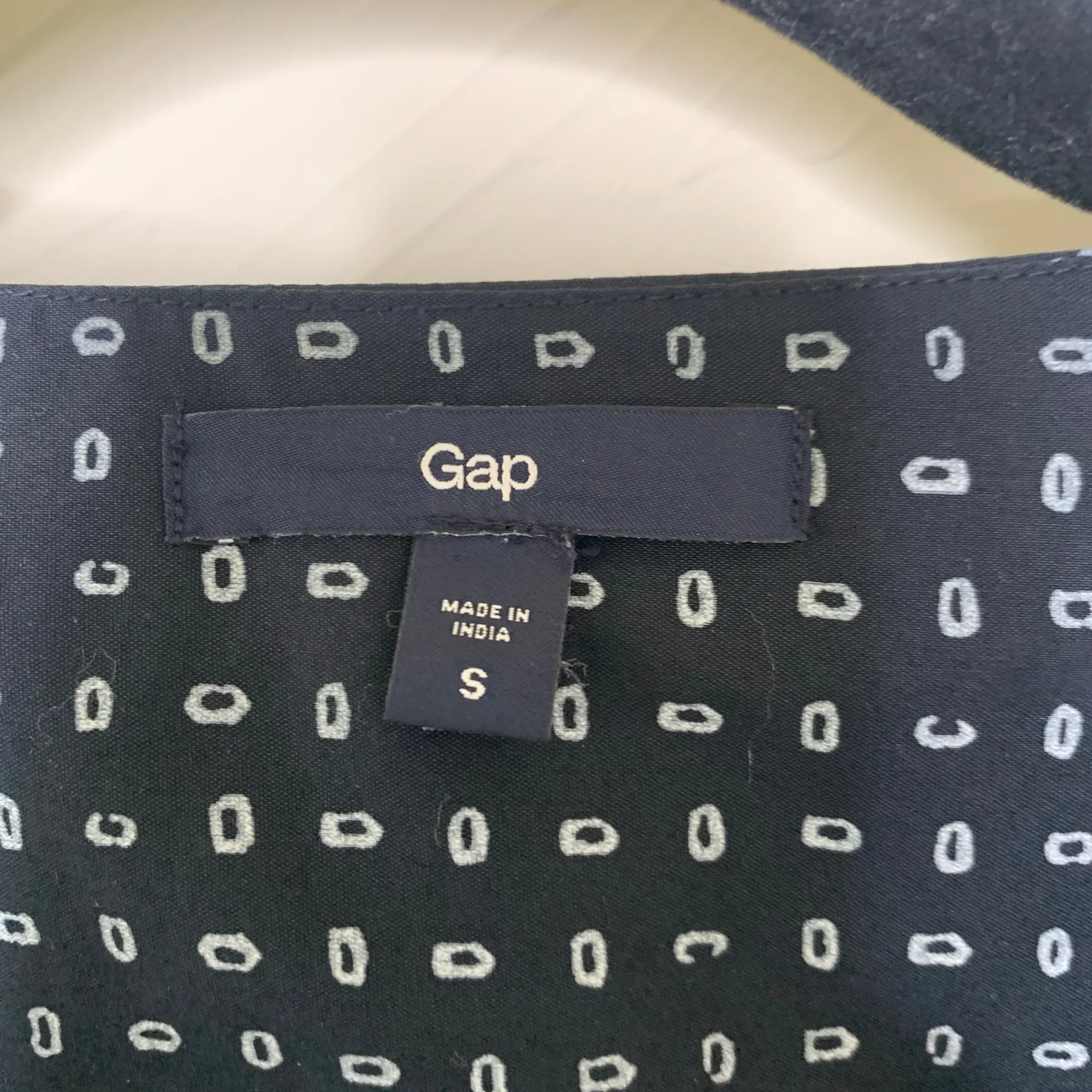 Gap Small Blue Patterned Wrap Top Short Sleeve Cotton Blend - Image 9