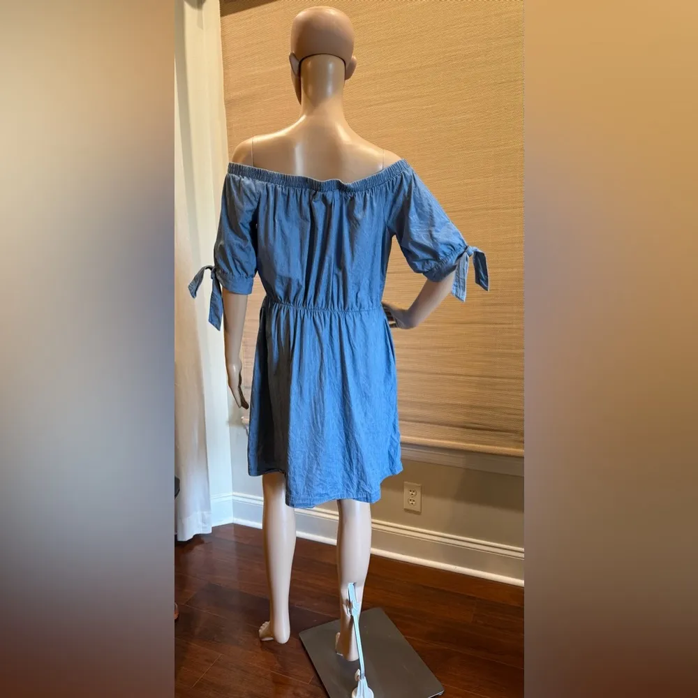 New York & Company Blue Lightweight Denim Off Shoulder Short Sleeve Dress Size L - Image 4