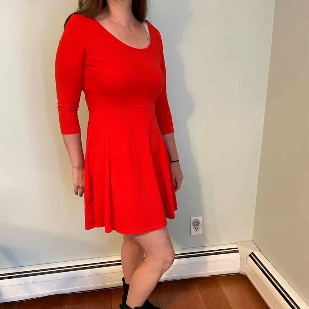 Red‎ H&M dress sz Medium. - Image 2