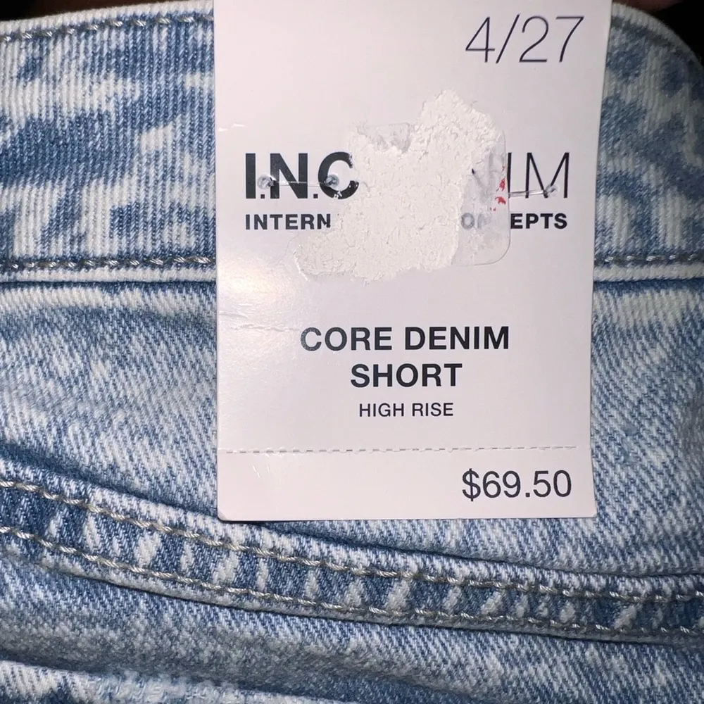 I.N.C🦎DESTROYED HIGH RISE CUTOFF SHORTS🌵 Blue Size 4 - Image 4