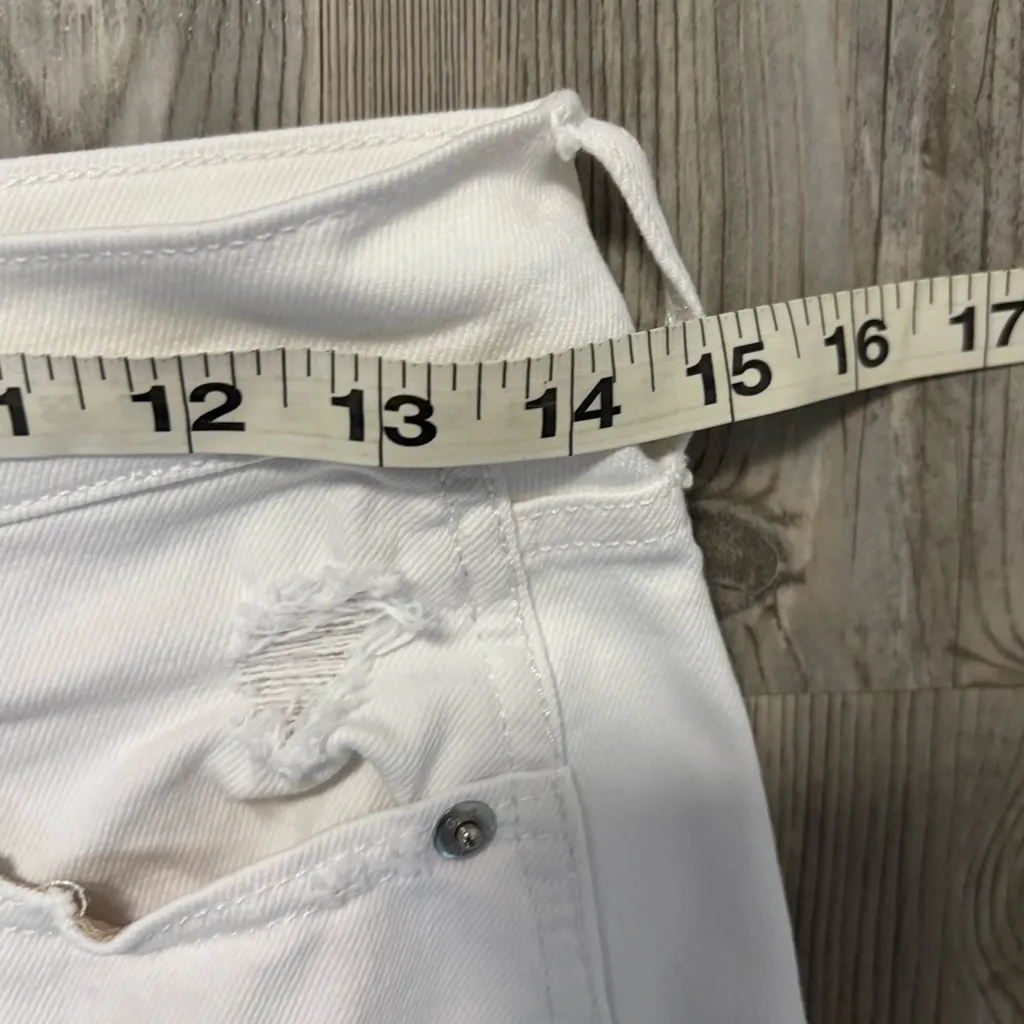 GAP White High Rise Vintage Slim Jean Shorts for Women - Image 6