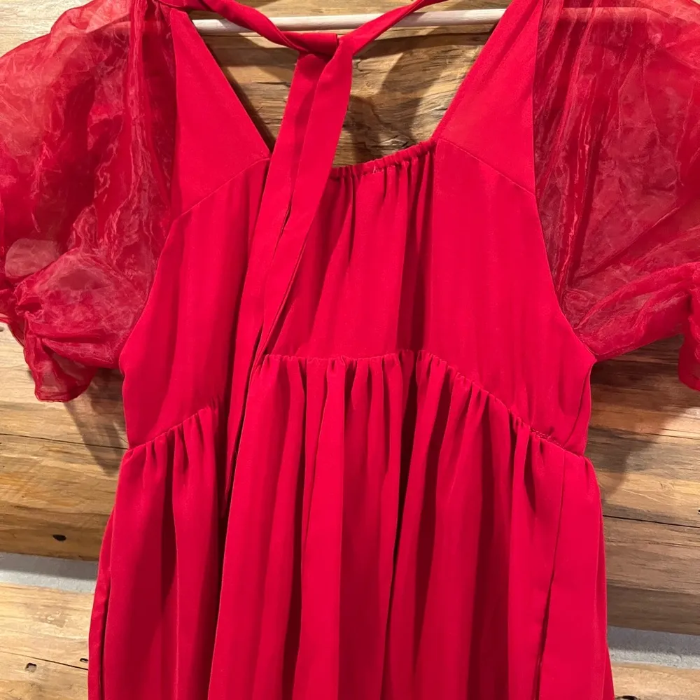 Entro  Red Bubble Sleeve Dress - Image 5