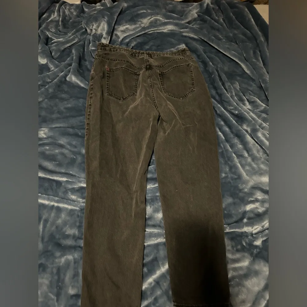 Urban Outfitters Mom Jeans - Image 8