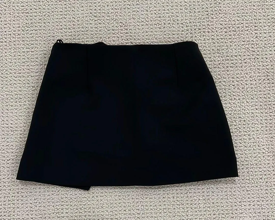 ZARA Black Asymmetrical Skort - Image 3