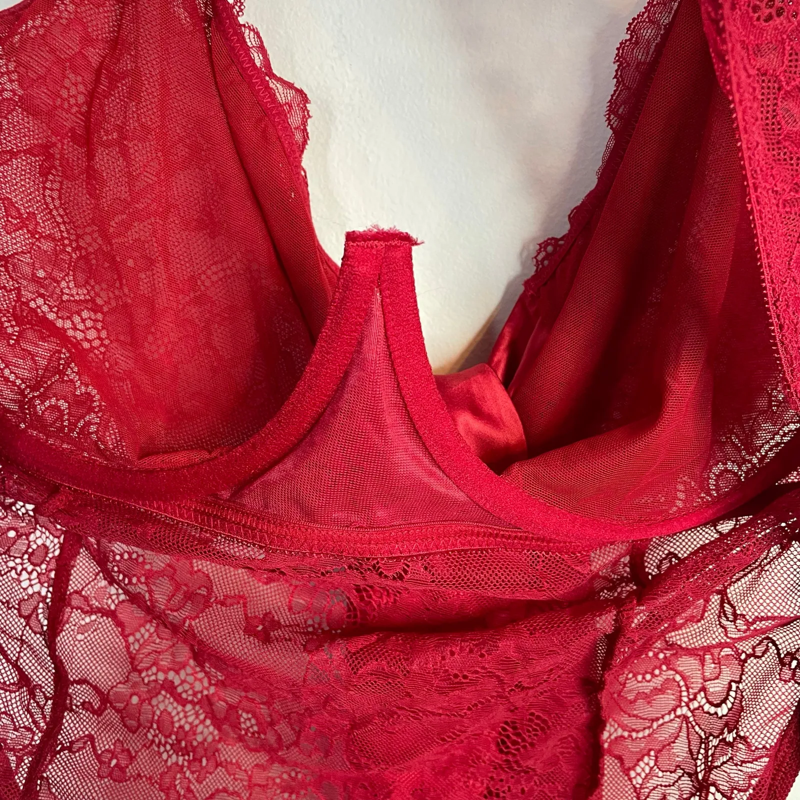 Torrid Underwire Lace and Bow Mesh Satin Bodysuit Lingerie Red 3 3X 22 24 New - Image 6