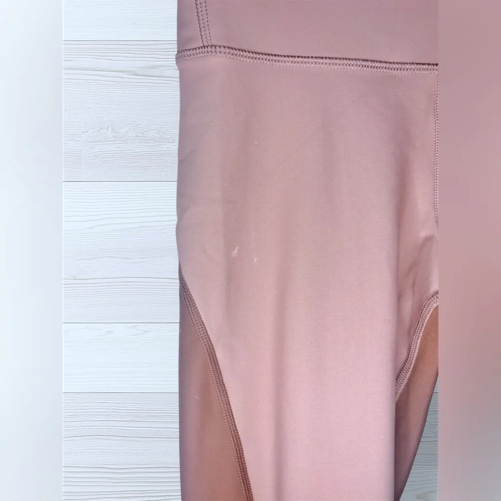 OLD NAVY ACTIVE Women’s Powersoft High Rise Go-Dry Athletic Leggings - Image 4