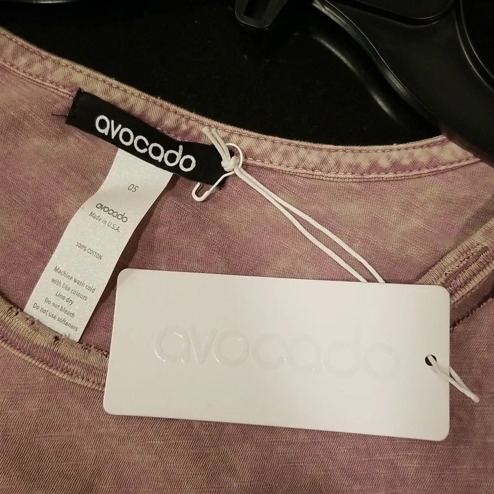 💕AVOCADO💕 Crew Neck Short Sleeve Pocket T-shirt ~ Pink Acid Wash One Size - Image 6