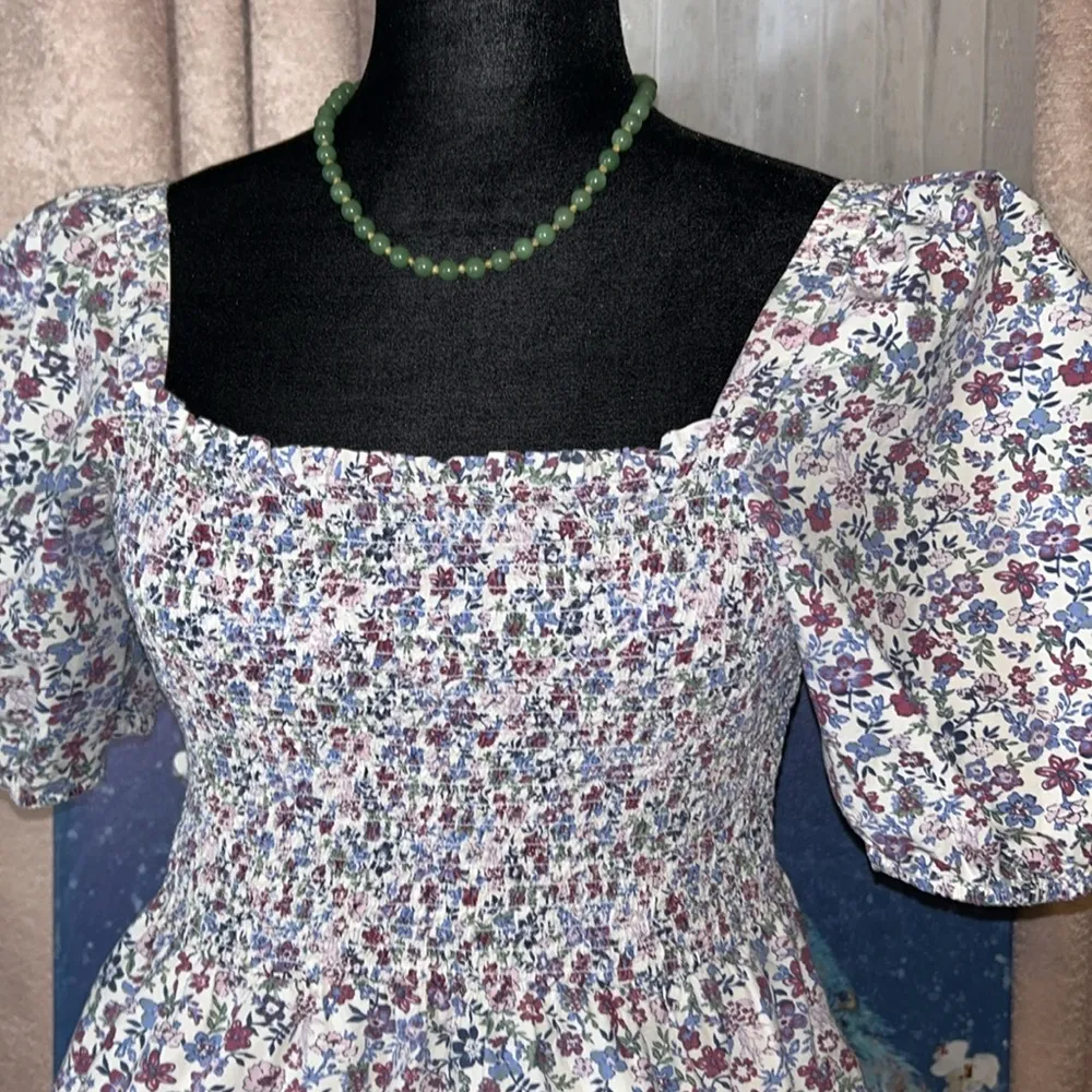 Size M Floral Cropped Blouse - Image 2