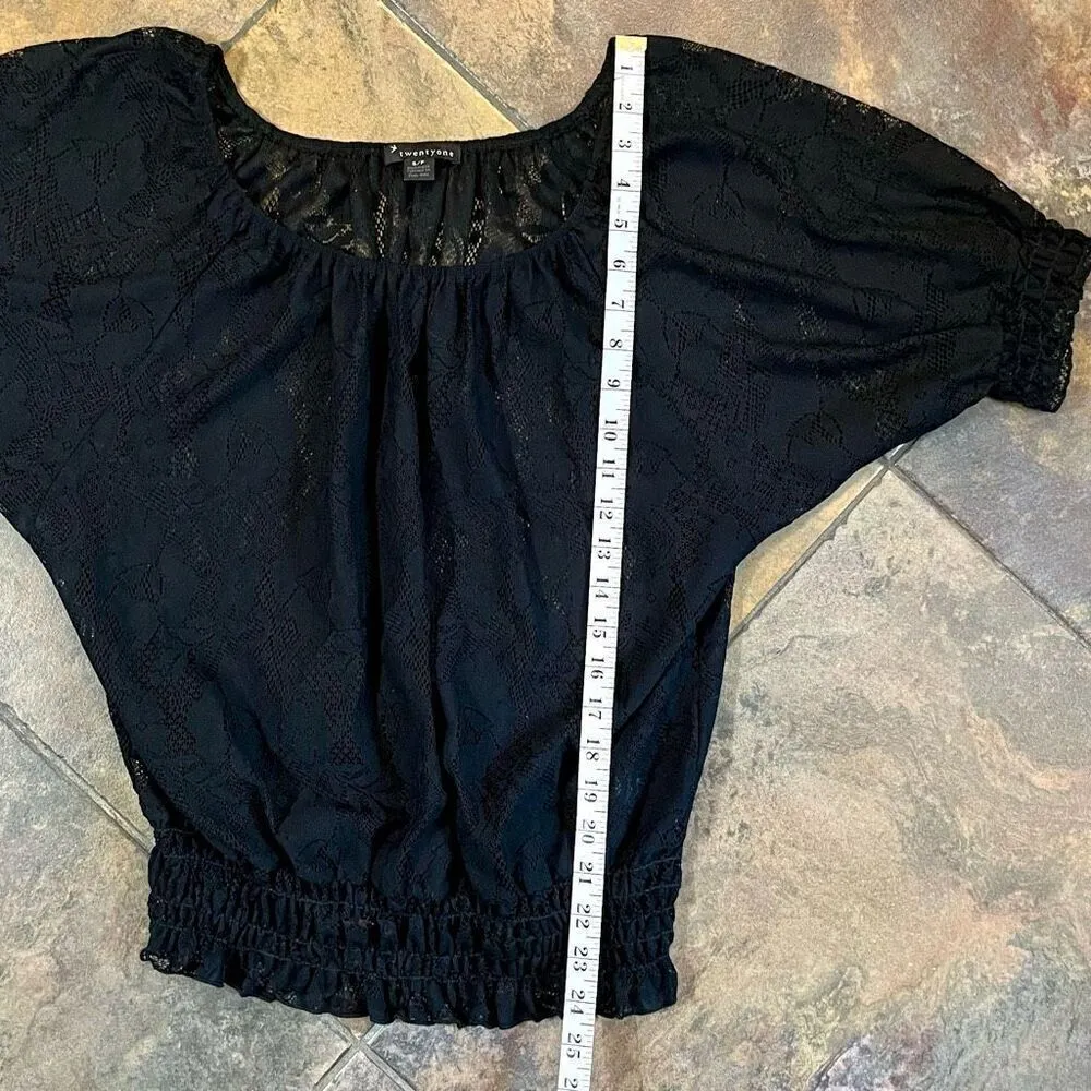 Twenty One Black Lace Short Puff Sleeve Small - Image 6
