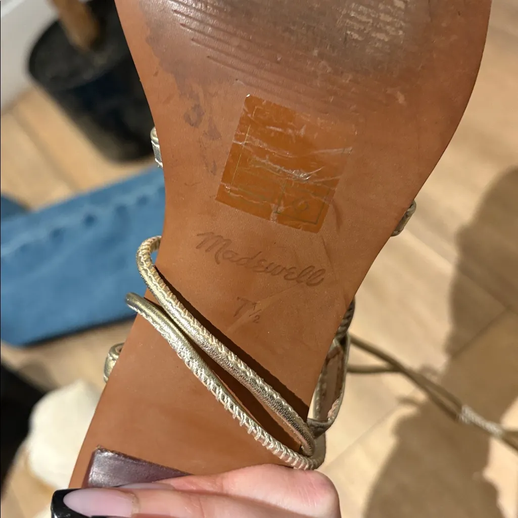 Madewell | The Jeanine Lace-Up Sandal in Metallic Leather - Image 6