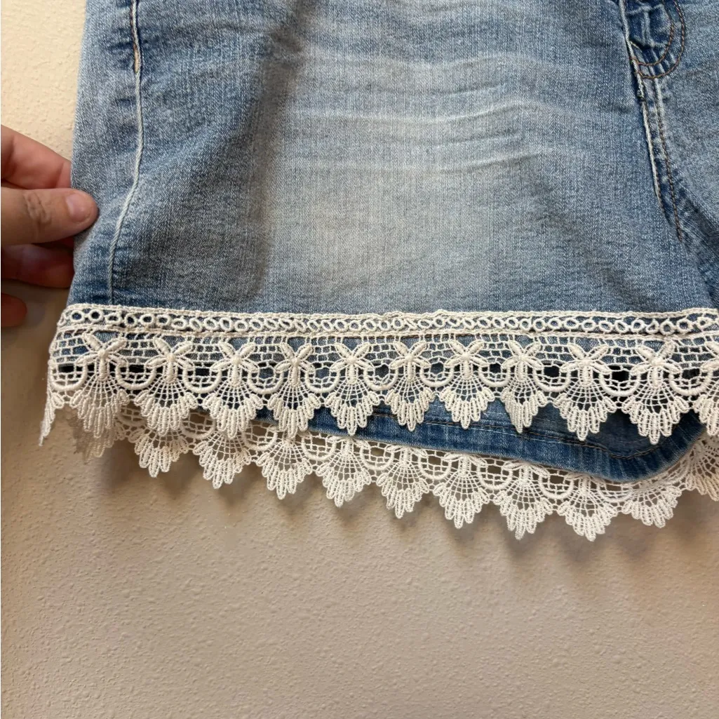 LEI Denim Jean Shorts with Crochet Lace Trim Size 13 Blue - Image 4