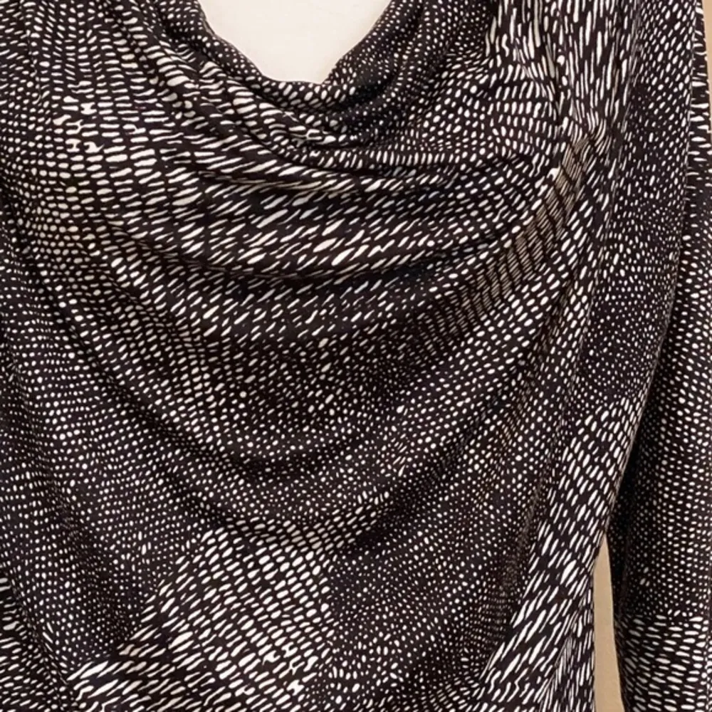 Tory Burch Tunic Size Medium - Image 5