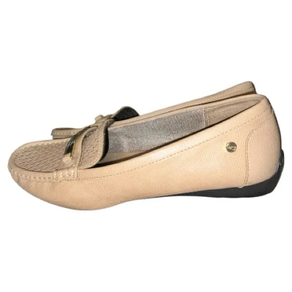 Life Stride  memory foam Beige Loafers with Gold Accent - Image 5