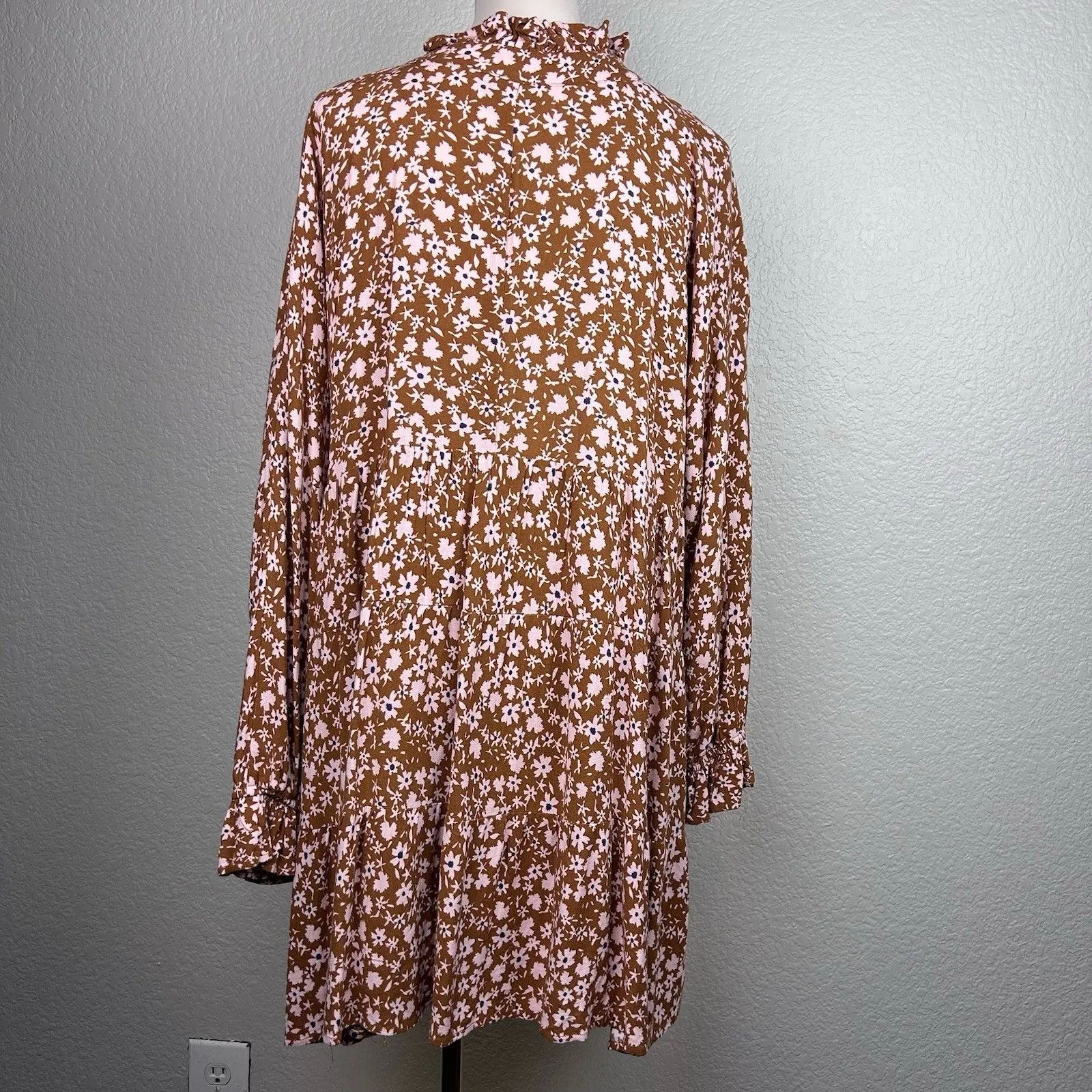 Vici Women's Floral Tunic Short Dress Brown Ruffled Neckline Tie Long Sleeve XS - Image 5