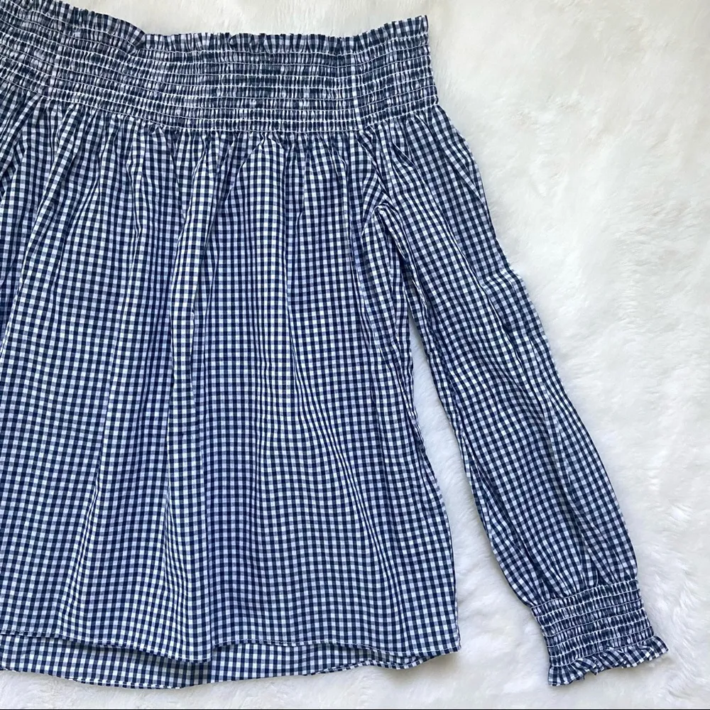 En Crème Navy Gingham Off-the-shoulder Blouse - Image 2