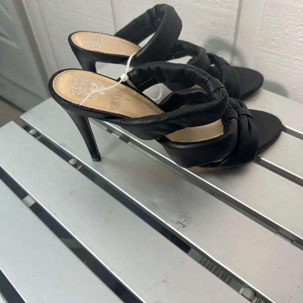 Vince Camuto Thendie Slide Black Baby Sheep Size 10M NWOT - Image 3