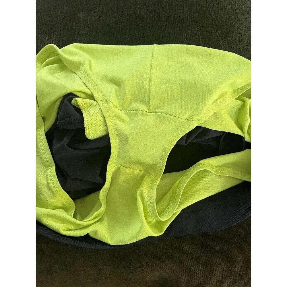 Puma Black Pull On Compression Running Shorts Women’s Size Medium - Image 5