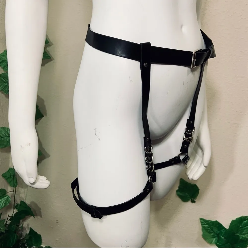 Black Belt Harness Garter O Ring New - Image 9