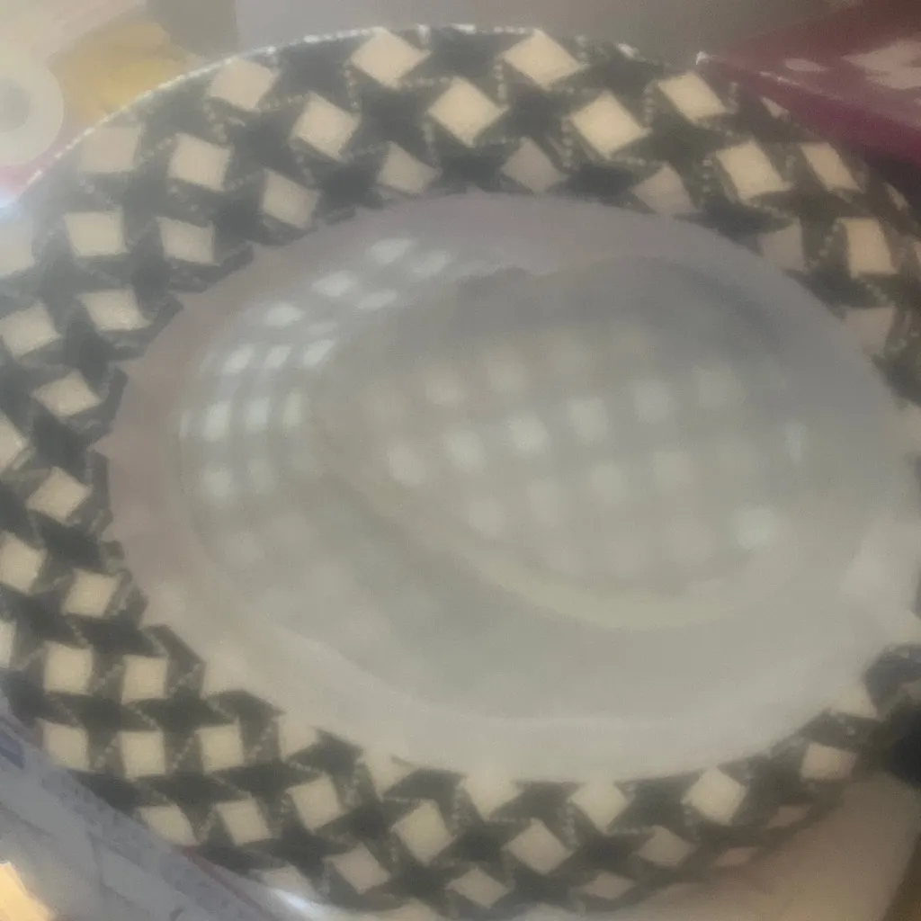 Black and White Checkered Hat - Image 5