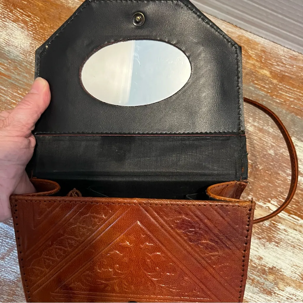 Vintage Moroccan EmilyAnn Tooled Leather Crossbody Small &lipstick Cover Brown - Image 5