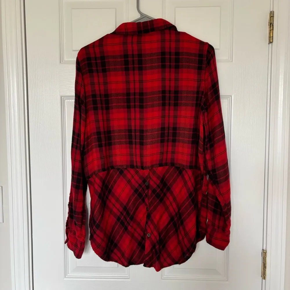 Lucky Brand Red and Black Plaid Flannel Shirt Size Large - Image 7