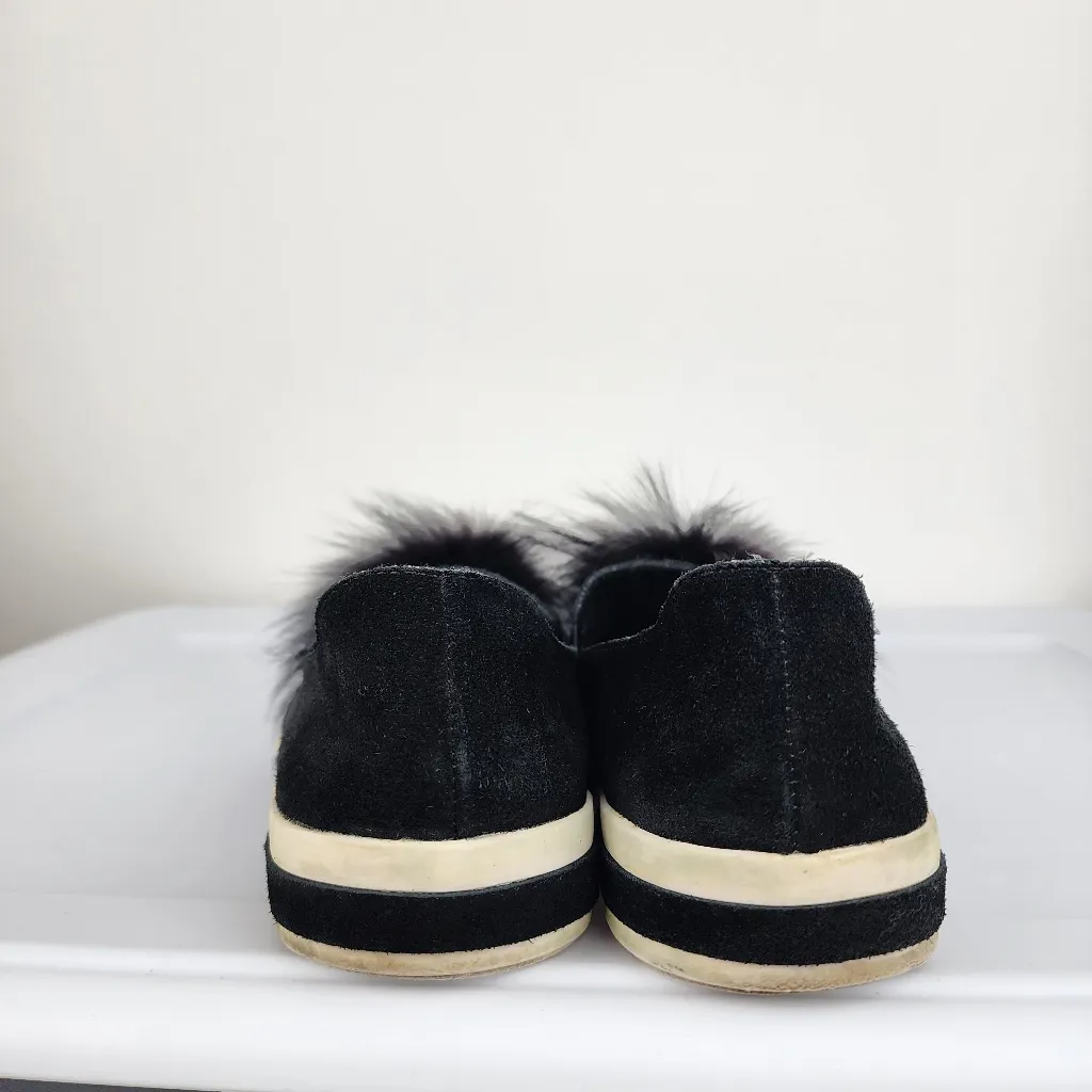 Sondra Roberts Romy Slip on Shoes Black Suede Furry Pom Pom Flats Sneakers Sz 9 - Image 4