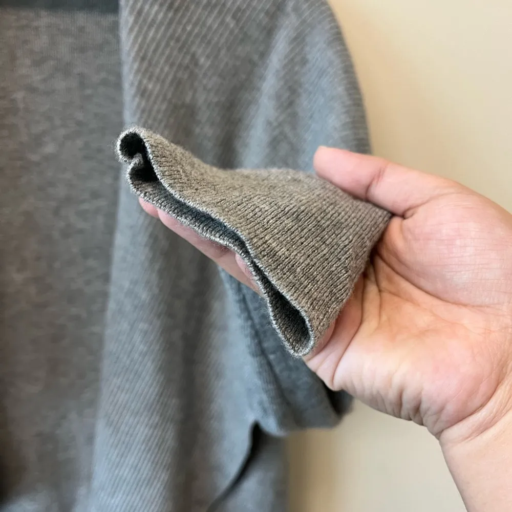 Lafayette 148 New York gray 100% merino wool cardigan - Image 2