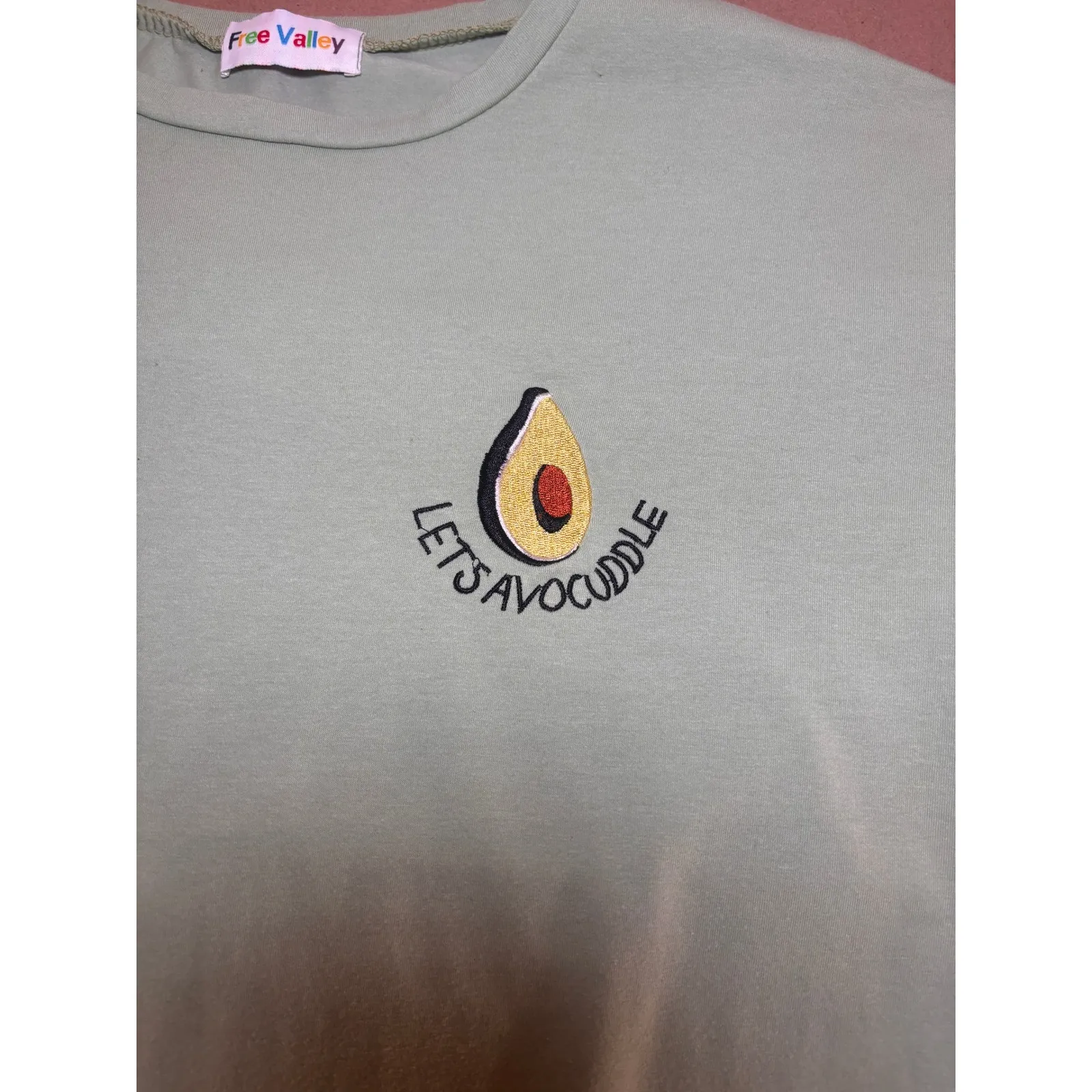 Free Valley Womens Light Green Avocado Lets Avocuddle Graphic T Shirt Top Size M Size M - Image 2
