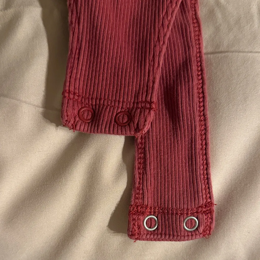 Red Ribbed Sleeveless Bodysuit - Image 4