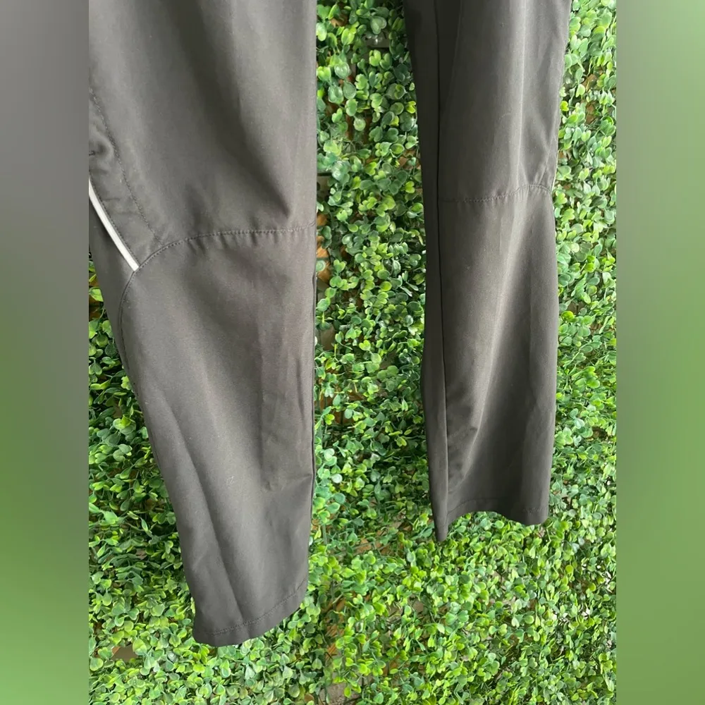 The North Face | Women’s Black Essential Pants Water Repellent Joggers - Sz XS - Image 3