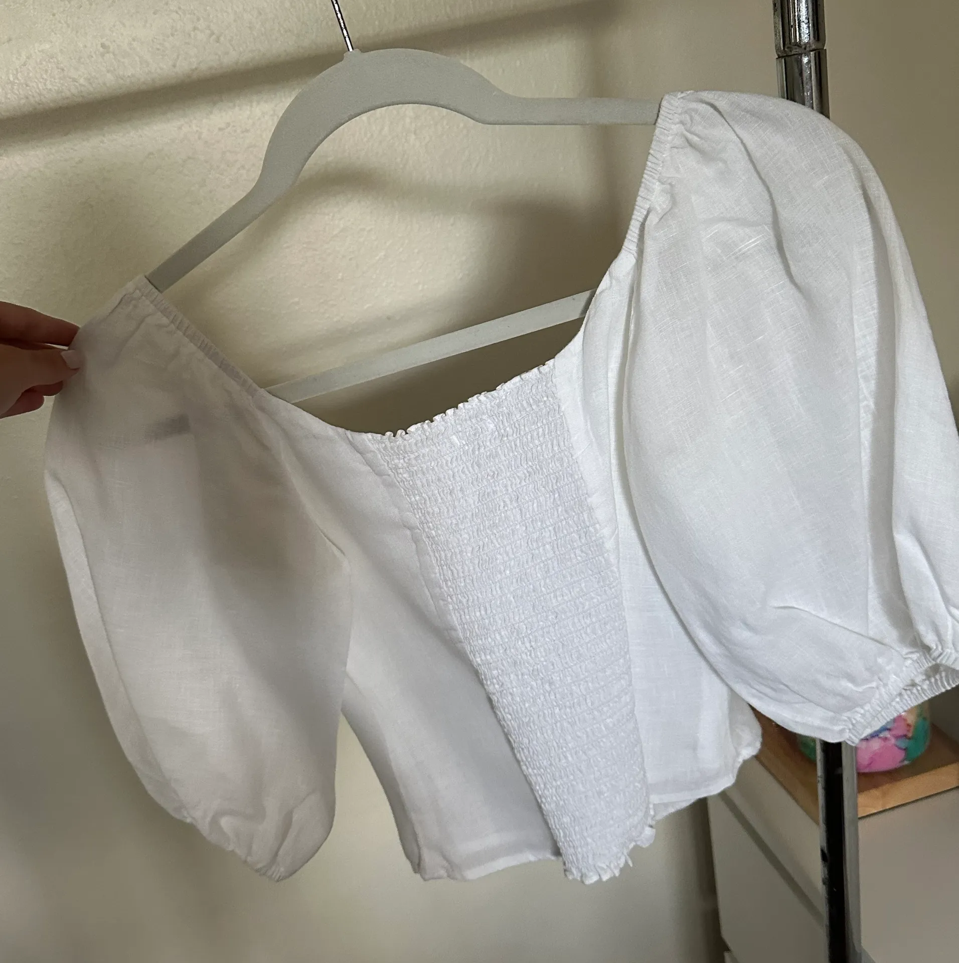 White  Top - Image 4