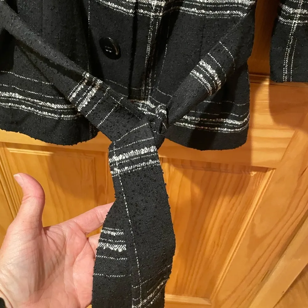 Classique Entier black 3/4 sleeve jacket with belt  used in great condition L - Image 6