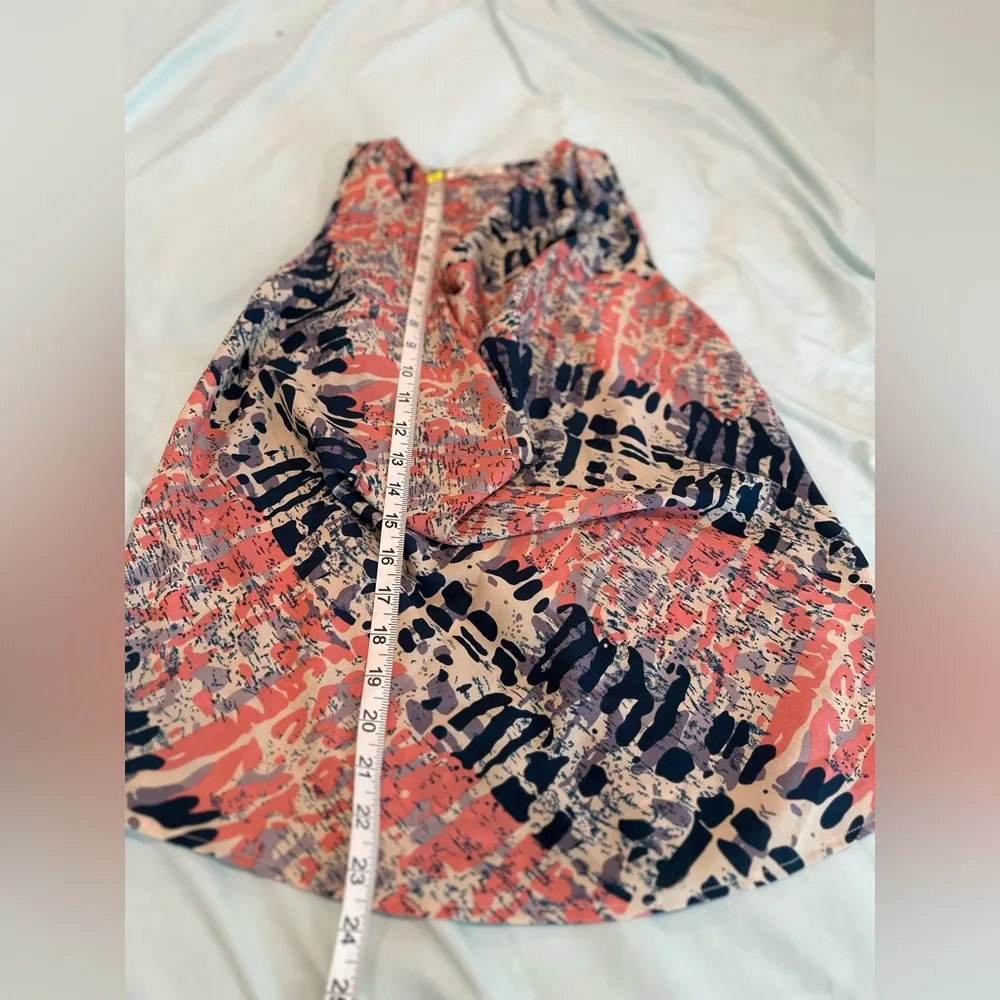 Black Rainn  Women’s Small Sleeveless Abstract Print Cowl Neck Flowy Blouse. - Image 4