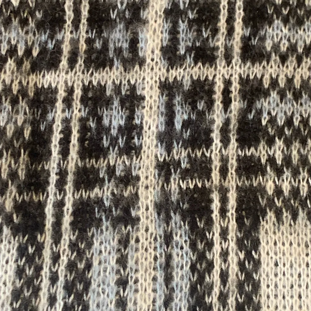 Nine West Sweater XL Black White Light Blue Plaid Knit Puff Sleeves Thick Warm - Image 8