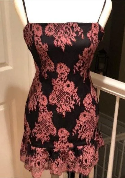 Lace Dress - Image 3