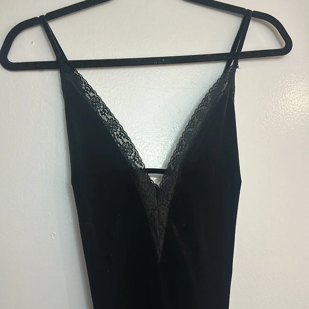 MOVING SALE Forever 21 Black Velvet and Lace Bodysuit - Image 5