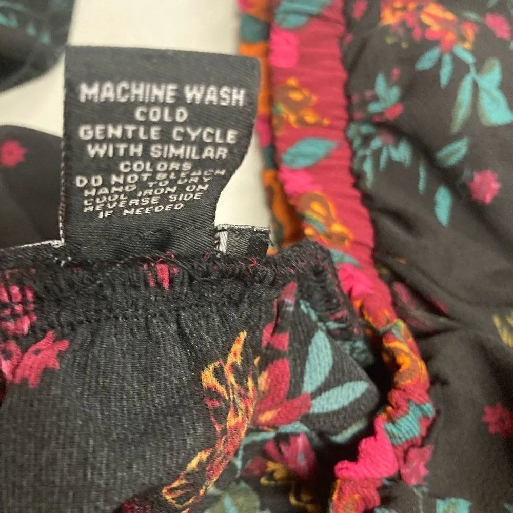 Rue 21 Floral Multicolored Top  Size Medium‎ - Image 7