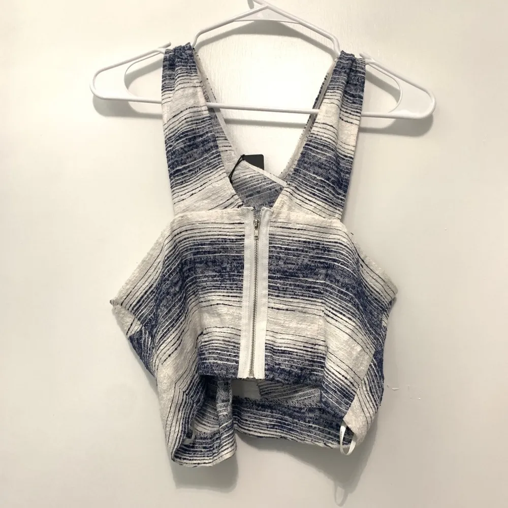 J.O.A. Los Angeles Cropped top - Image 4