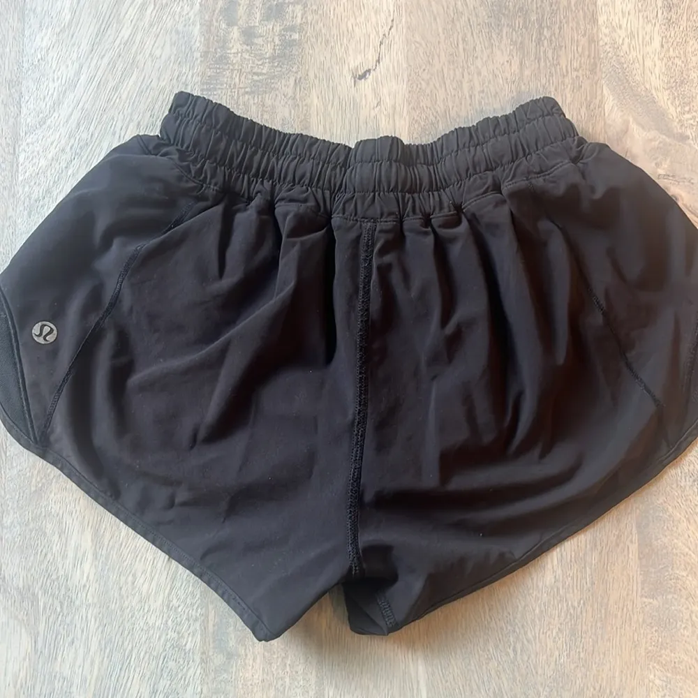 Lululemon  hotty hots size 2 - Image 2