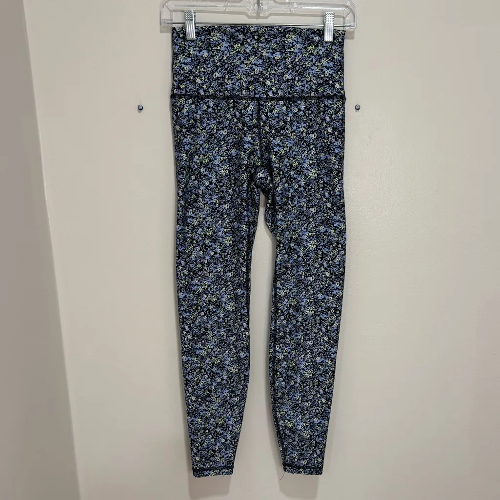 GILLY HICKS Floral‎ High Rise Leggings Small - Image 2