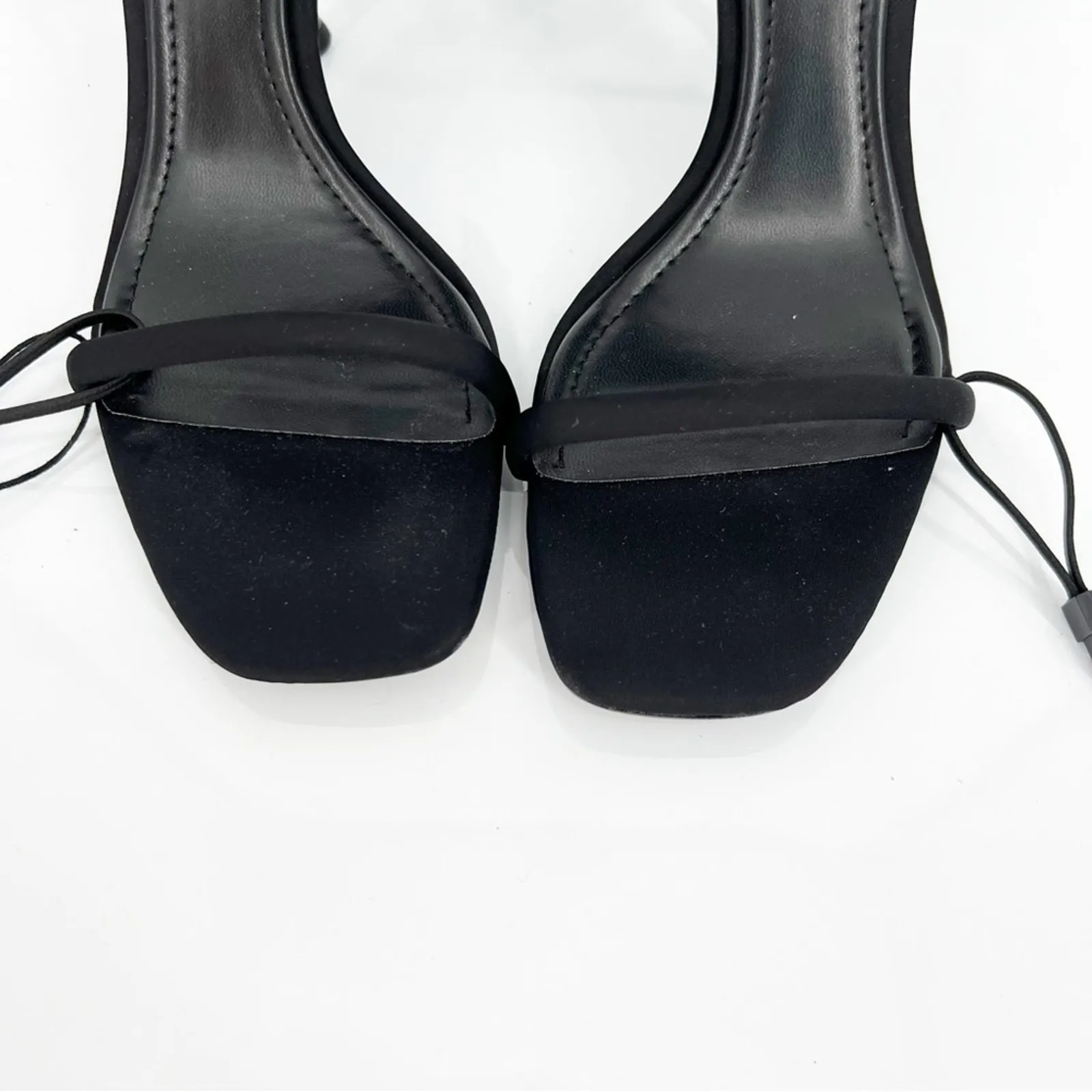 NWT ZARA Heeled Sandals with Maxi Bow 6.5 Black‎ - Image 3