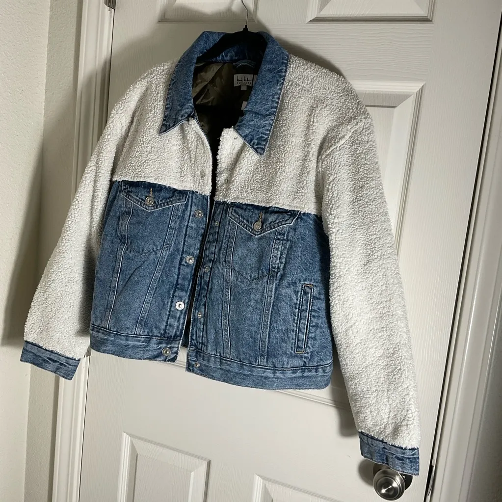 Nicole Miller 90's Vintage Inspired Sherpa Denim Lined Women's size large - Image 2