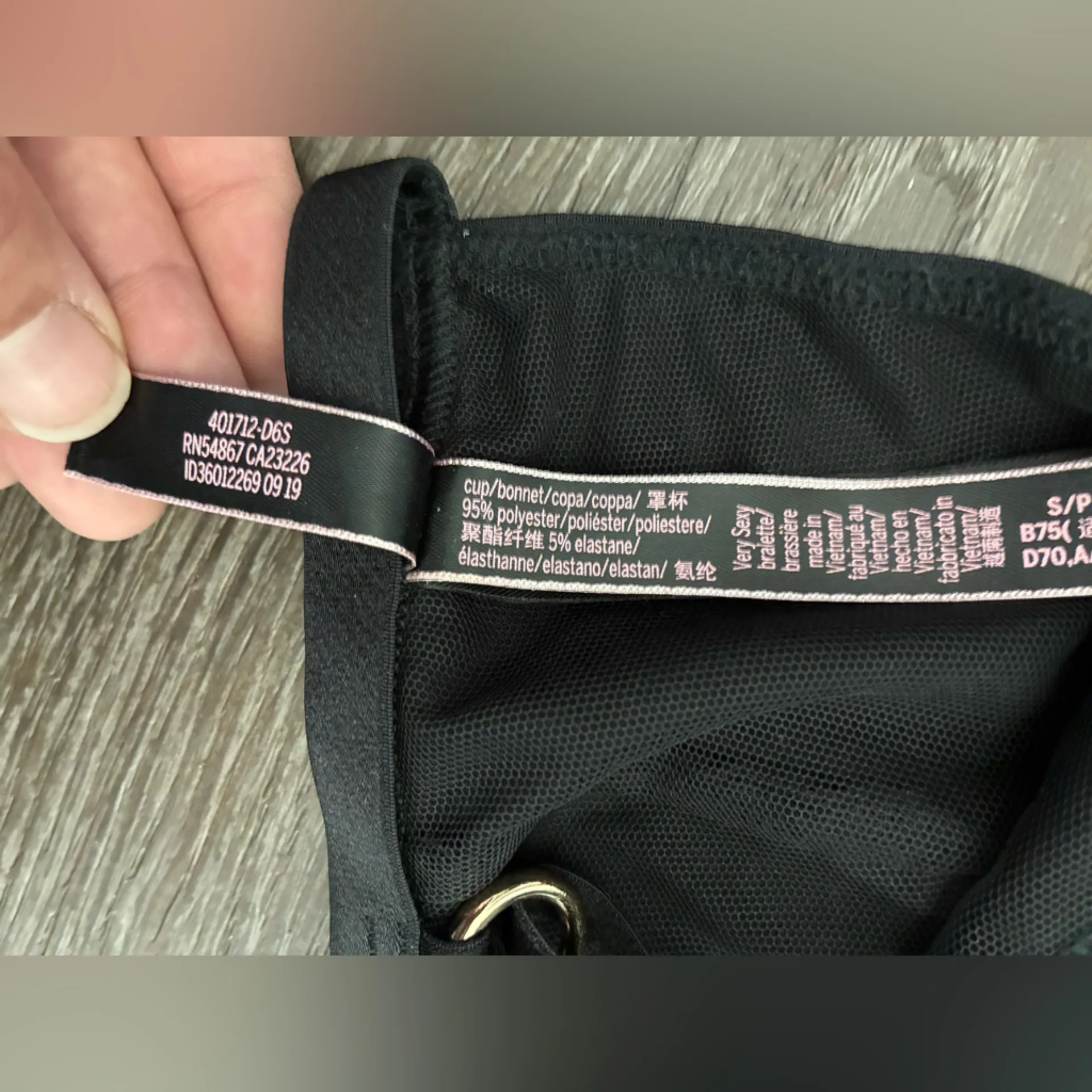 Victorias Secret Bombshell Bra 36A and Strappy black pink Bralette Bundle Set - Image 4