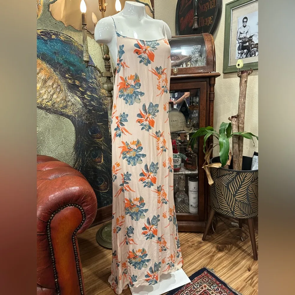 EUC Free People Cream Maxi Sundress with Spaghetti Straps and open sexy back - Image 3