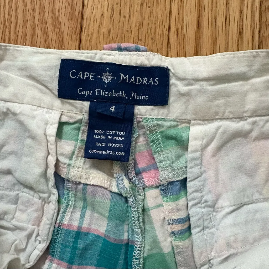 Plaid Women's Capris in Green and Pink Size 4 - Image 7