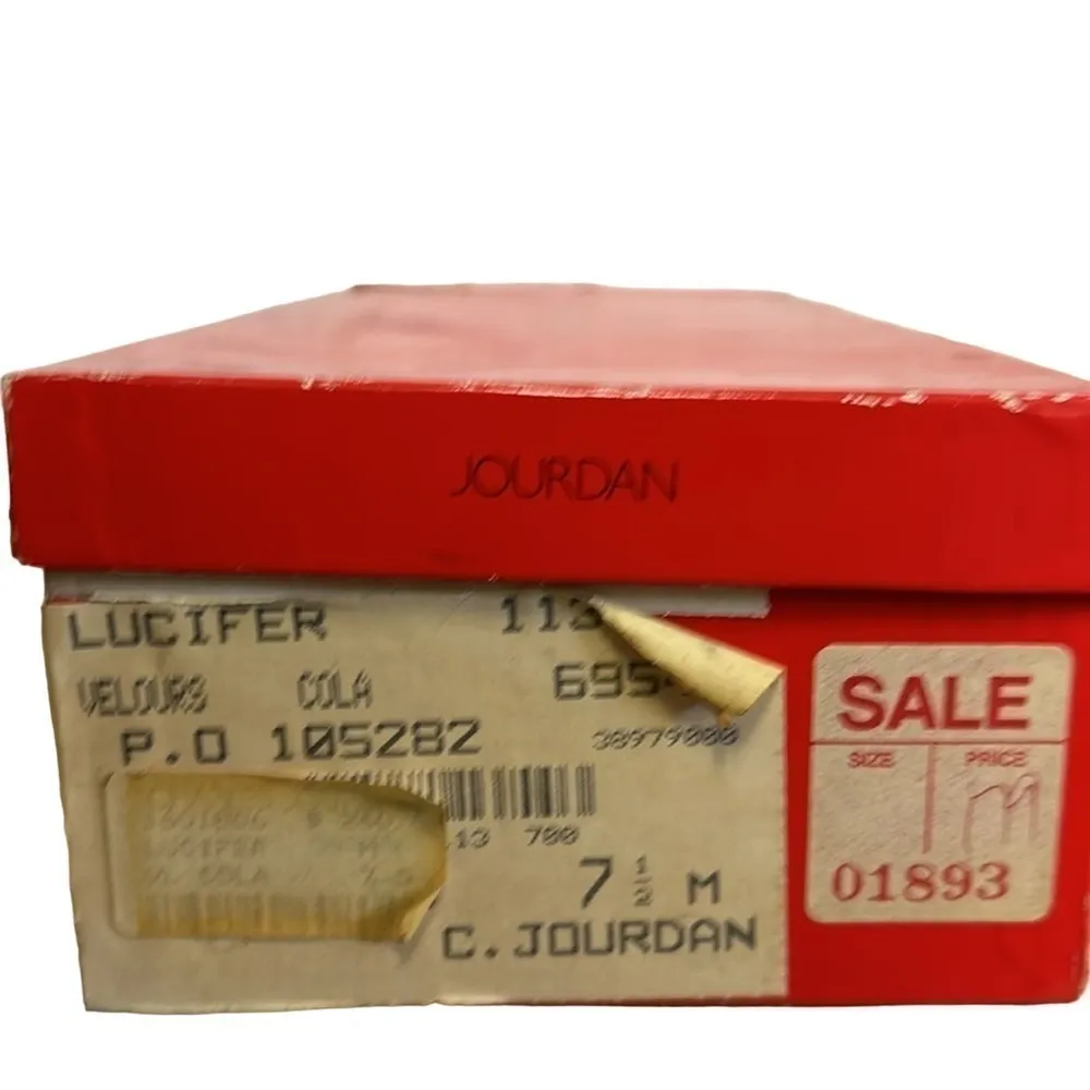 80s vintage Charles Jourdan Paris, brown suede heels, 7.5 inbox - Image 8