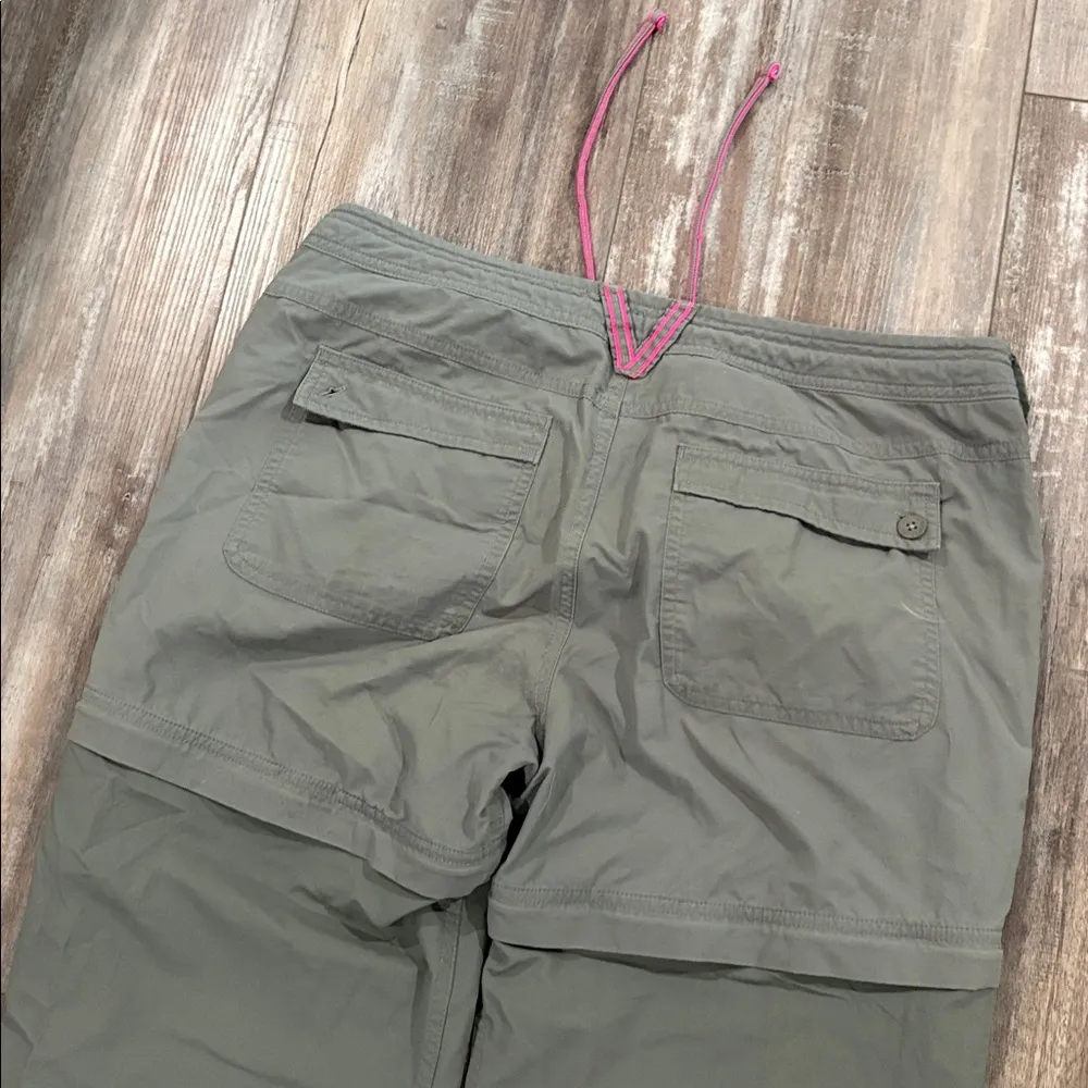 The North Face gray zip off pants size 8 - Image 5