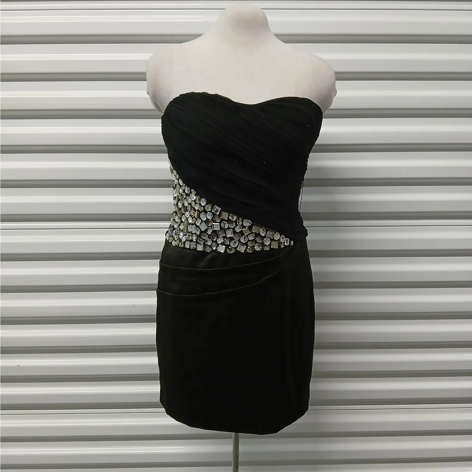 Faviana Womens Cocktail Dress Size Small Black Formal Strapless Crystal Beaded - Image 2