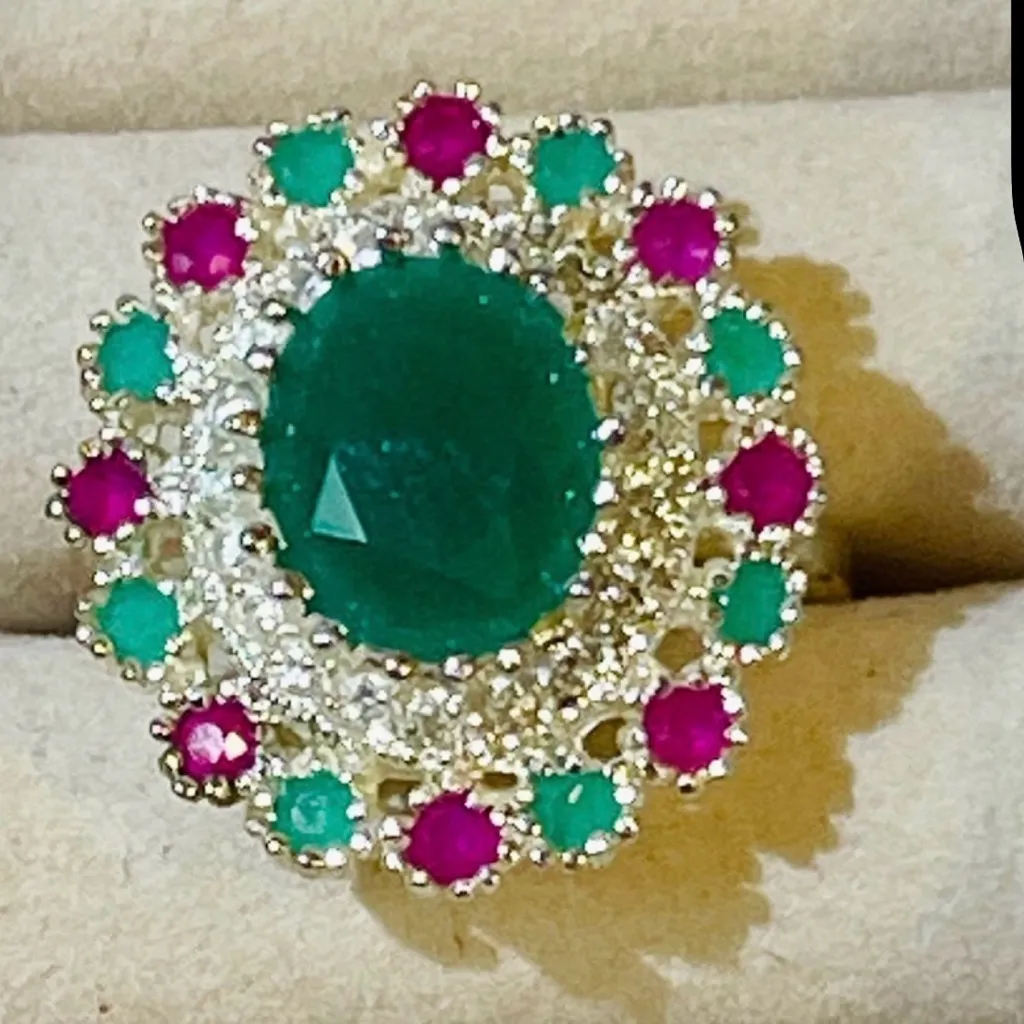 Elegant Silver Ring with Green and Pink Stones - Image 3