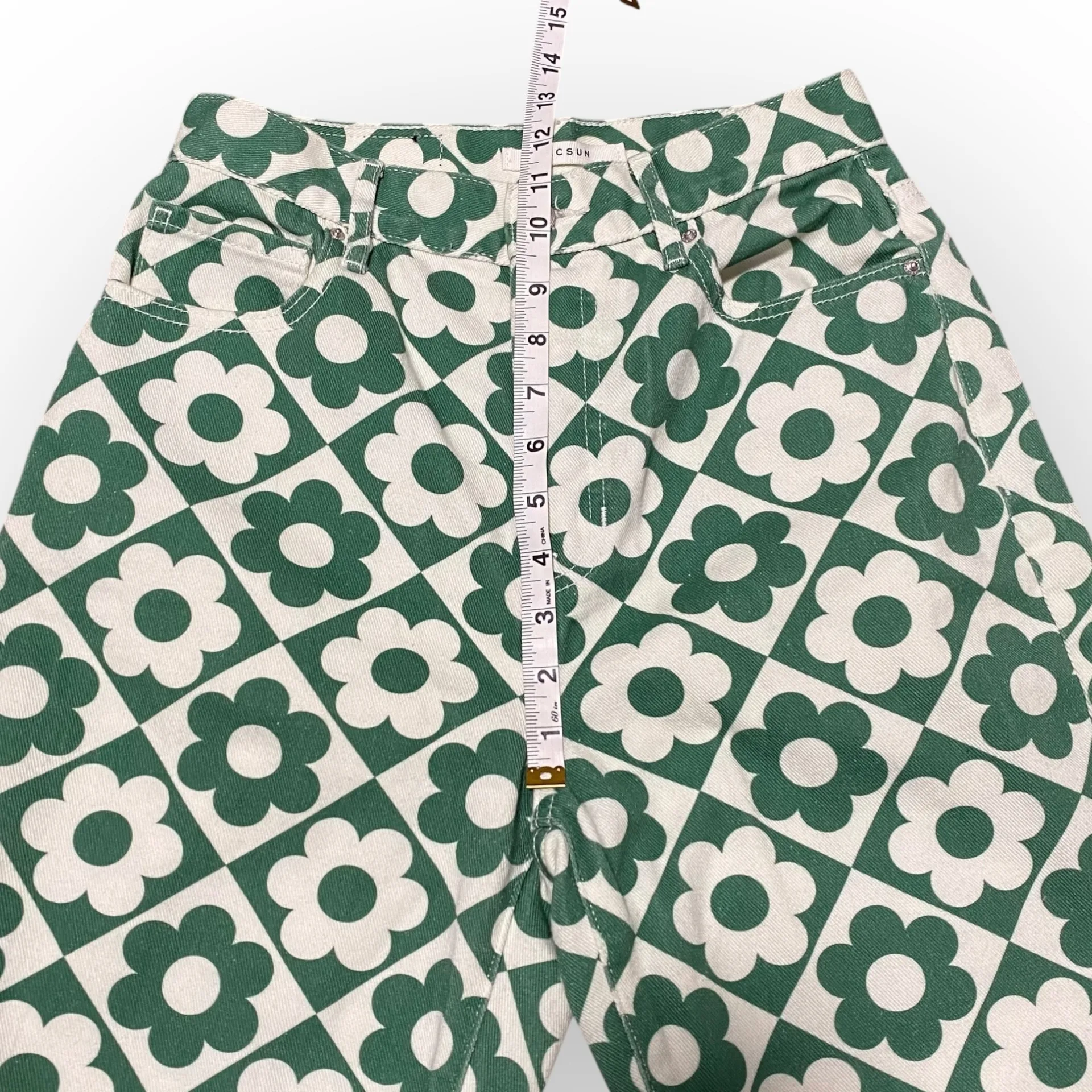 PacSun Green White Daisy High Waisted Straight Leg Jeans Size 26 NWOT - Image 8